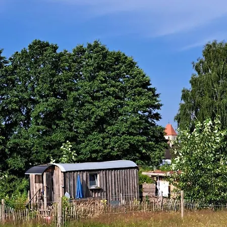 Liberty - Urlaub Im Zirkuswagen 豪华帐篷