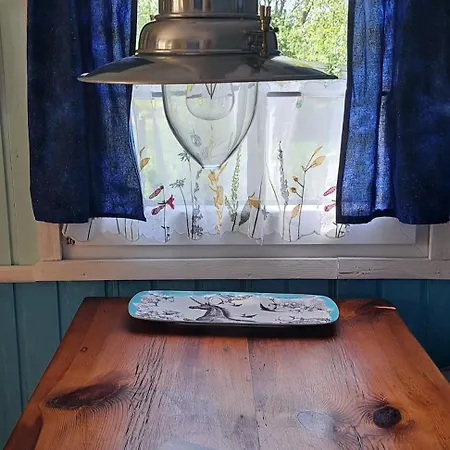 Liberty - Urlaub Im Zirkuswagen *