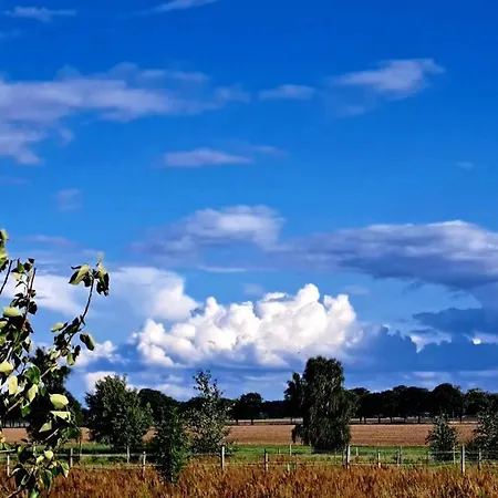Liberty - Urlaub Im Zirkuswagen ラグジュアリーテント