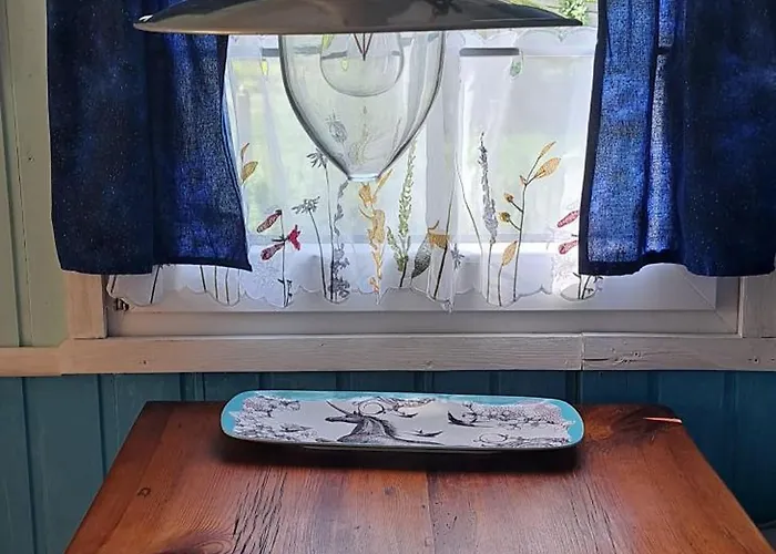 Liberty - Urlaub Im Zirkuswagen *